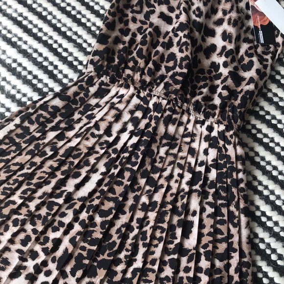 Pleated Mini Dress - Picture 3 of 7